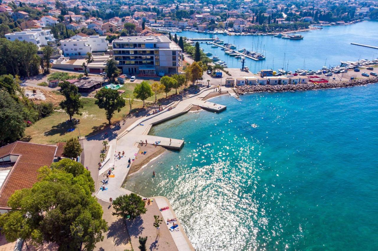 Apartments Vila Dk Malinska Kültér fotó