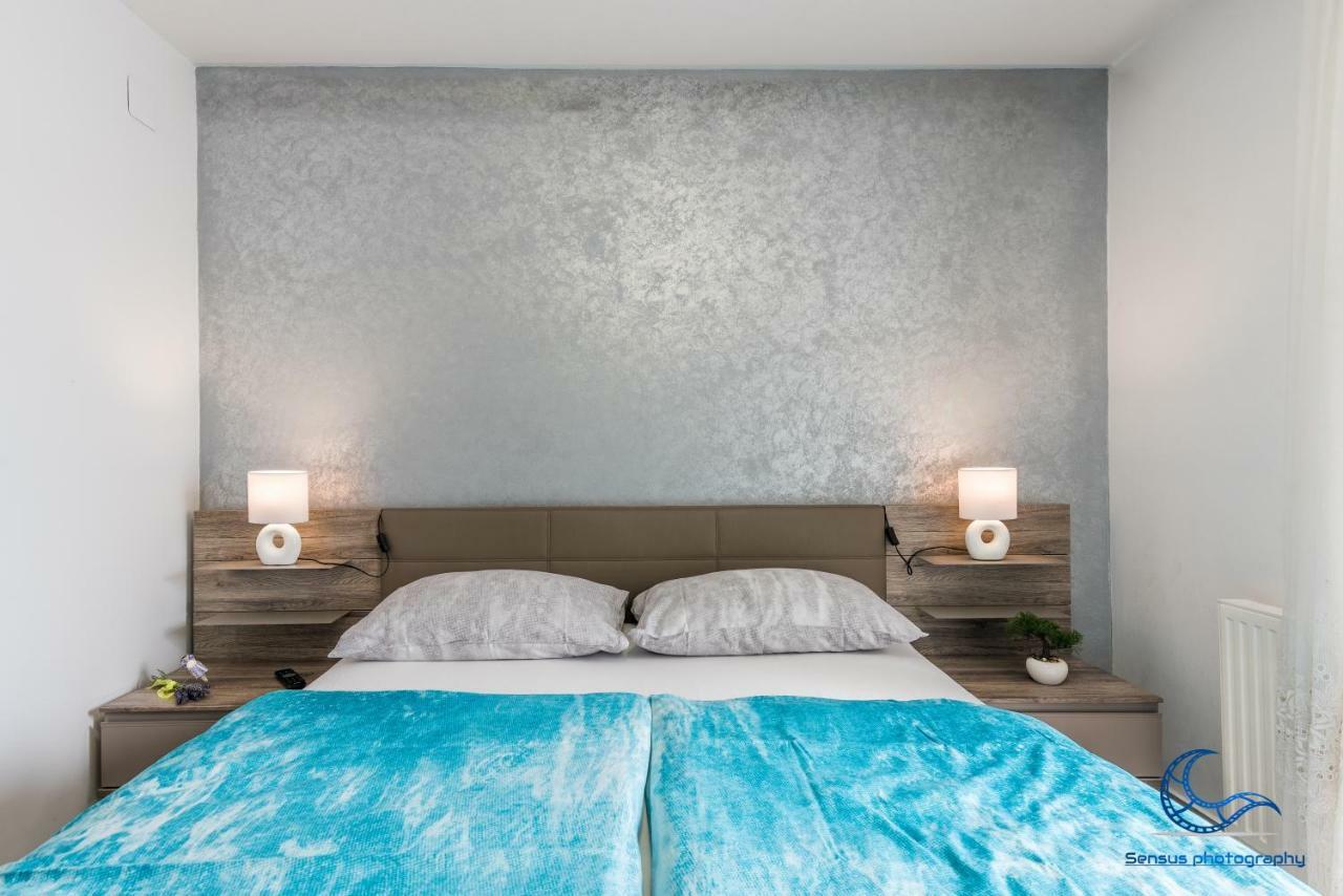 Apartments Vila Dk Malinska Kültér fotó