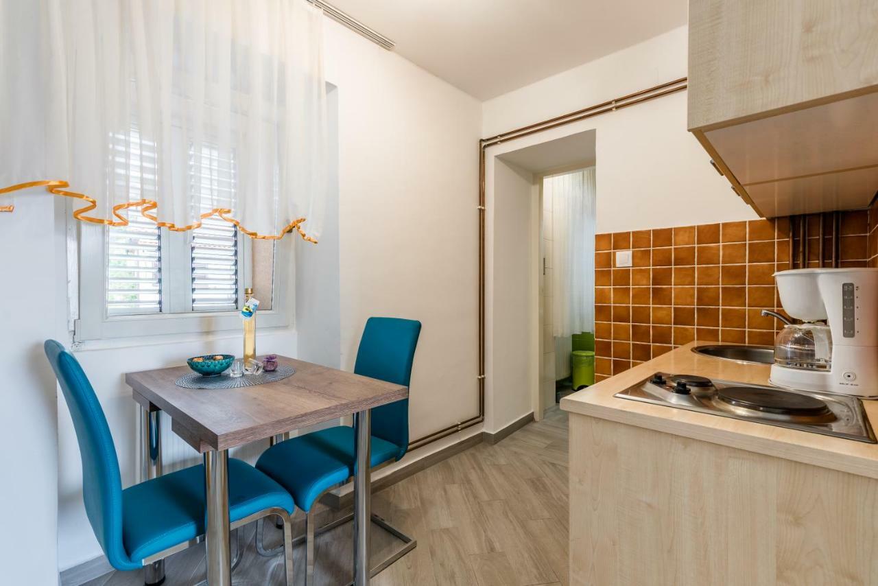 Apartments Vila Dk Malinska Kültér fotó
