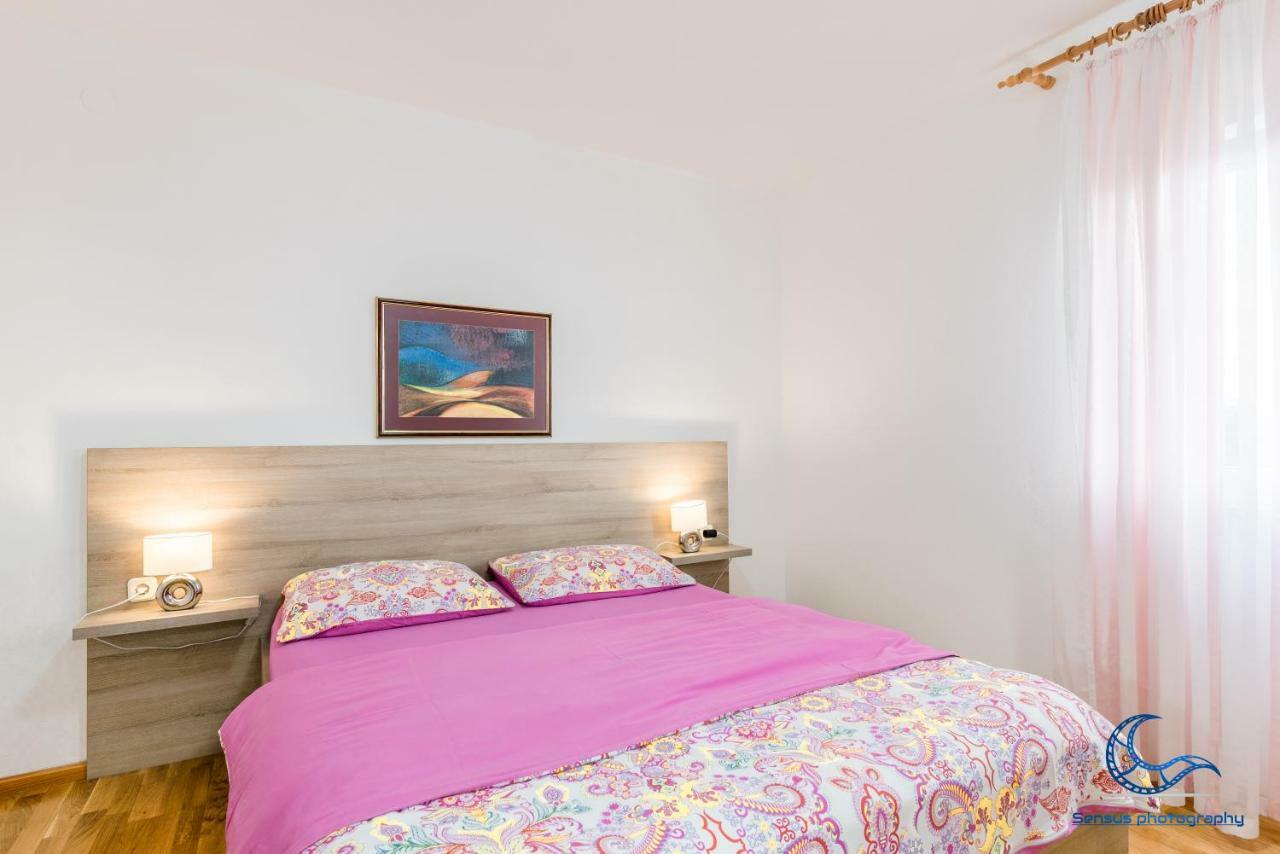 Apartments Vila Dk Malinska Kültér fotó