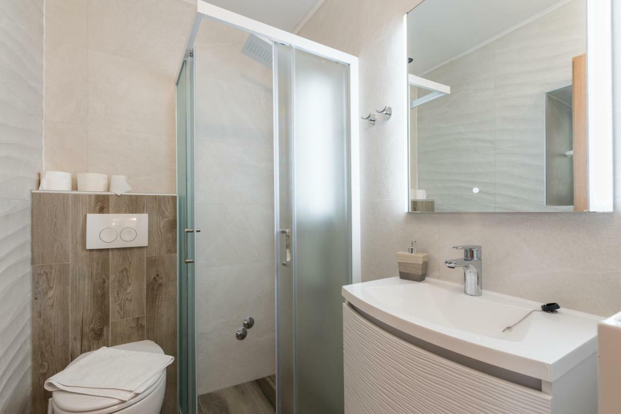 Apartments Vila Dk Malinska Kültér fotó